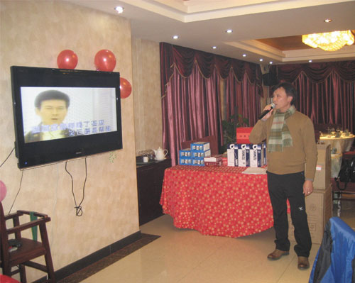 卡拉OK節目表演